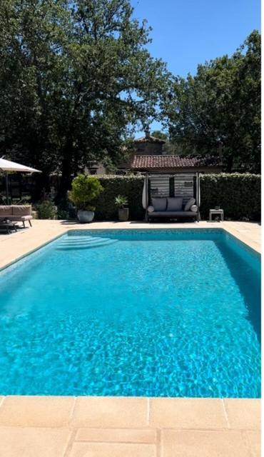 La Brindille Petit Mas Provencal Meuble De Tourisme 3 Etoiles 2-3 Personnes 1 Piece 30 M2 Tout Confort Lisiere Foret Jardin Jacuzzi Piscine Saint-Paul-en-Forêt Esterno foto